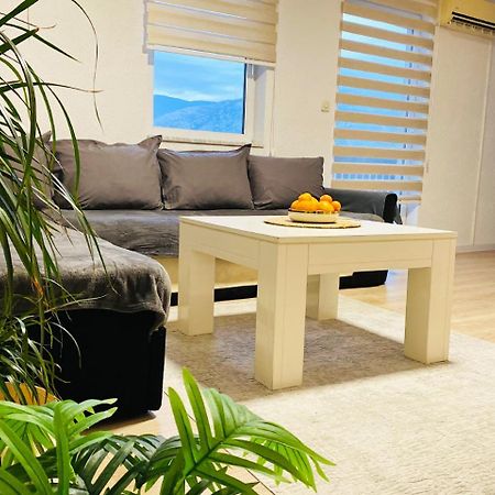 Farah Apartment Mostar Eksteriør billede