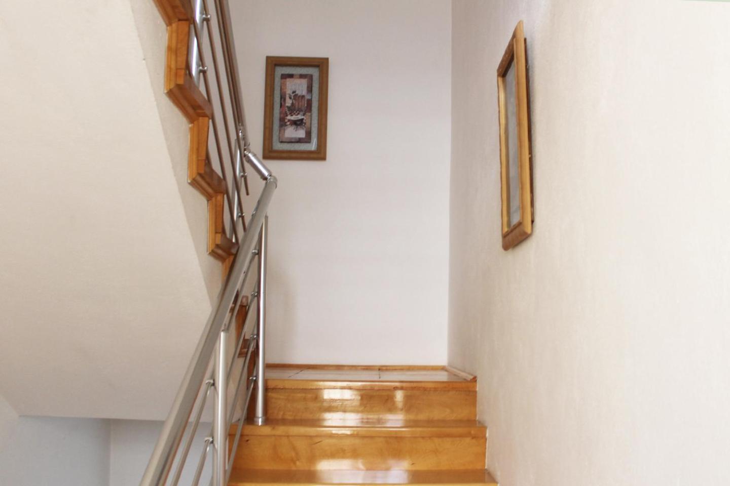 Farah Apartment Mostar Eksteriør billede