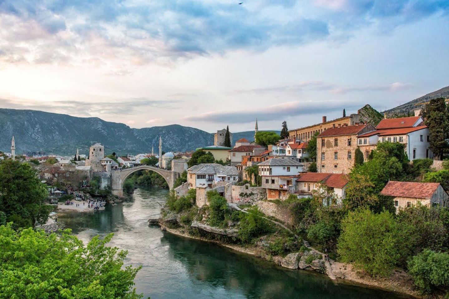 Farah Apartment Mostar Eksteriør billede